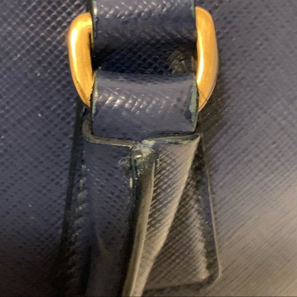Prada Saffiano Bag - Picture 11 of 15
